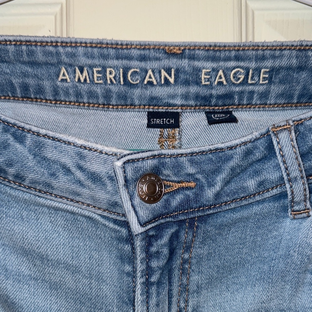 American Eagle Outfitters Women's Baggy Wide Leg Jeans in Light Blue - Picture 2 of 6